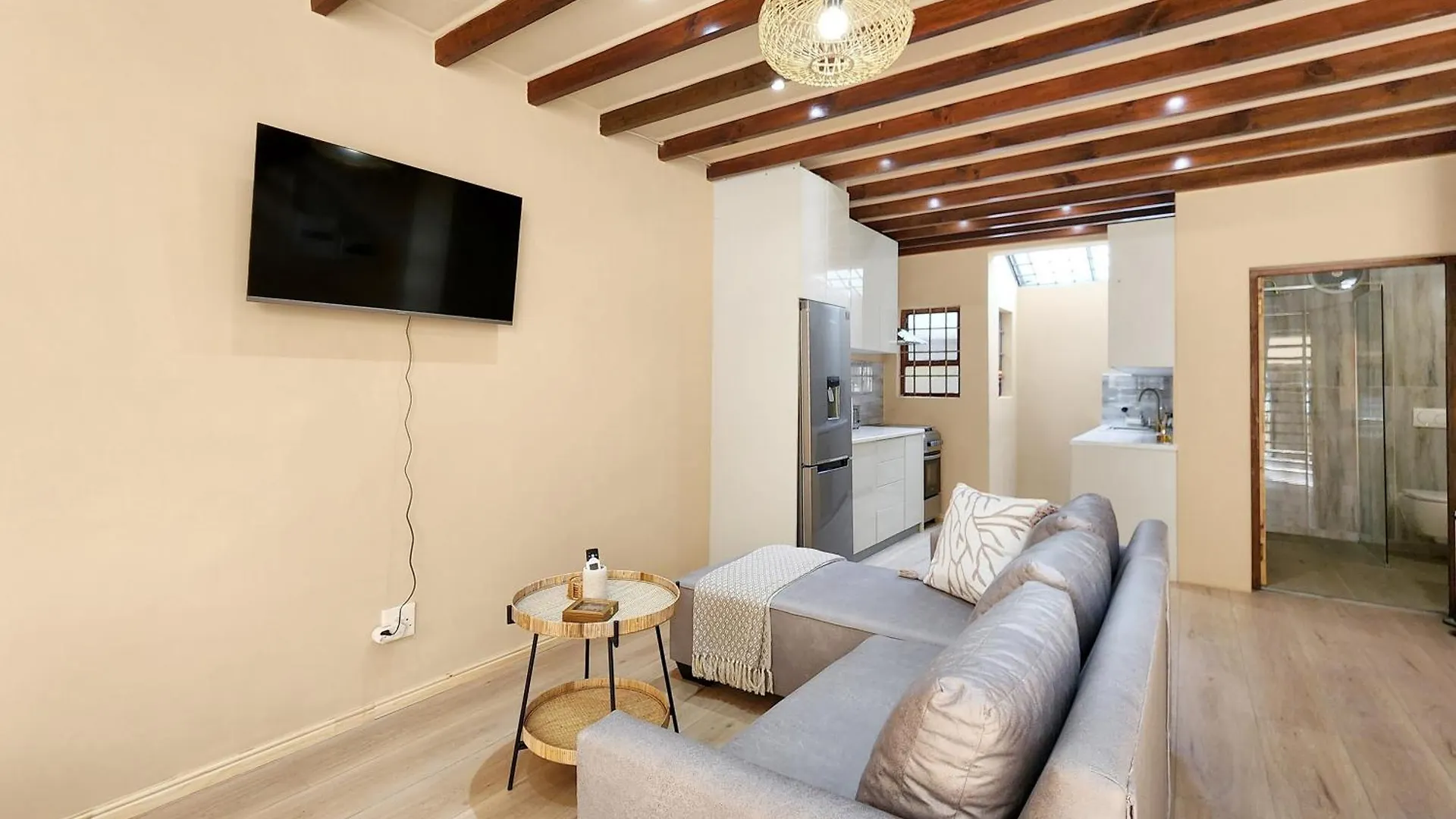 Holiday home Newly Renovated, City Central, Spacious And Family Friendly Cape Town South Africa